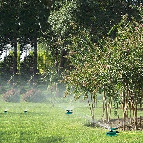 Automatic 360° Rotating Adjustable Round 3 Arm Lawn Water Sprinkler for Watering Garden Plants/Pipe Hose Irrigation Yard Water Sprayer